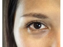 上品に整える、大人の目元ケア