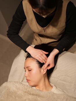 眠りの木/施術風景