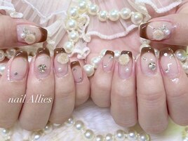 フレンチ 茶色 秋ネイル