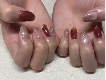 コーシェリ(koselig)/ボルドーニュアンスネイル