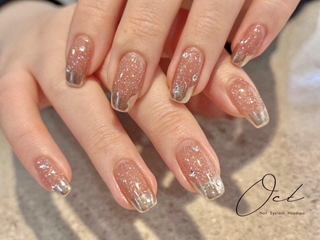 2025年-2026年冬トレンド】シルバー 春のネイルデザイン集｜人気順