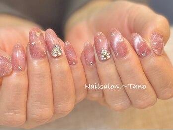 ネイルサロン タノ(Tano)の写真/【爪の悩み解消】薄爪・割れ爪も健康的に★美フォルム形成×フィルインで、360度どこから見ても潤い美爪♪