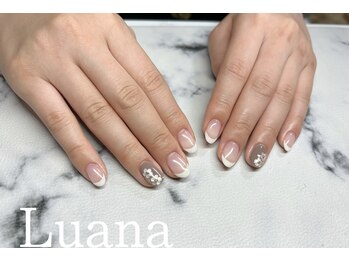 ルアナ(Luana)/フレンチネイル×お花