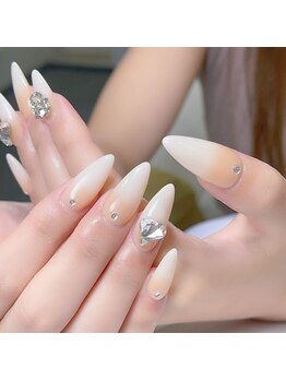 クイーンズビューティーサロン 新宿本店(Queen's beauty salon)/チップアートやり放題&つけ放題