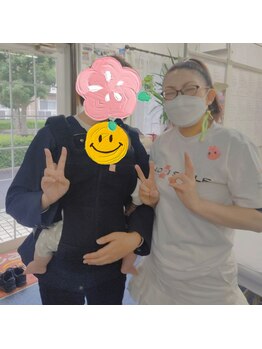 かおりビューティサロン/産後ママさんと一緒のお写真