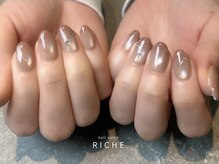 リッシュ(RICHE)/上品ピンクのちゅるんネイル