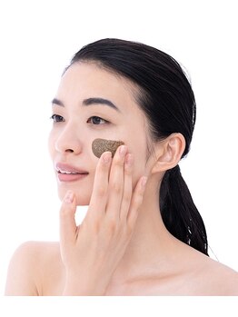 ウイユ(Oeil)の写真/【全顔、ボディも対応】ハイドラ毛穴洗浄や高級ハーブピーリングで毛穴悩みをケア!滑らかなうるツヤ肌へ♪