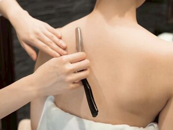 ヒロ ギンザ ヘアーサロン 銀座店 本店(HIRO GINZA HAIR SALON)/背中シェービング【産毛処理】