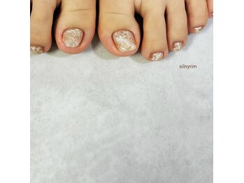 シルニー リム(Silny rim)/