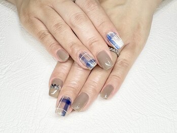 ヴェイスサロンアンバー(Vase Salon Amber)/