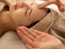 リベレスタ(liberesta)/椿オイル使用・ハンドマッサージ