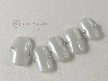 ホワイトピアスミラー