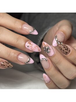 ネイルアトリエビー(nail atelier be’)/ピンク×レオパードdesign