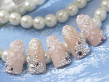 エスフィーネイルサロン ブリーユ(Esfy nailsalon Brille)/ブライダルにぴったり！