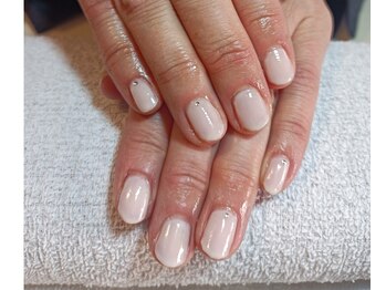 バニラ(Vanilla)/シンプル癒しネイル