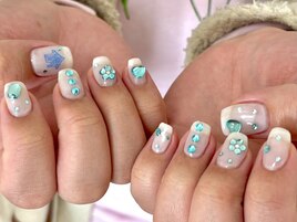 落書きネイル×キラキラストーン