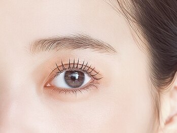 サーティ スリー(Thirty Three)の写真/【眉でお顔の印象が変わる☆】一人一人に合った黄金比率で理想の眉をご提案♪美しいお目元に◎