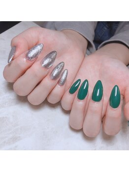 トレジャー(treasure)/アシメ シルバー×グリーン