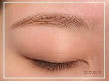 ルクソーアイ(LUXUEUX EYE)の雰囲気（お客様の理想の似合わせ眉をご提案・ご提供いたします）