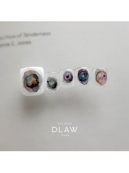 ドロウトーキョー(DLAW tokyo)/8月アートデザイン