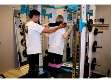 ライトパーソナルジム シルエット西宮今津店 【肩こり/腰痛/ダイエット/姿勢改善】/セッション