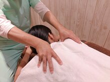 いやしろ整体/施術風景 