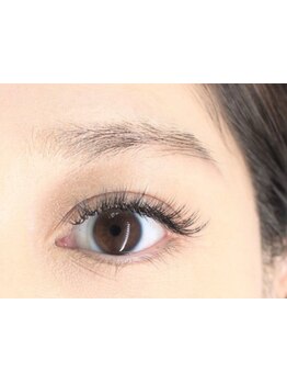 ボリュームのある目元にしたい