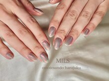 ミルズ オモテサンドウ(MILS omotesando)/ミラーネイル