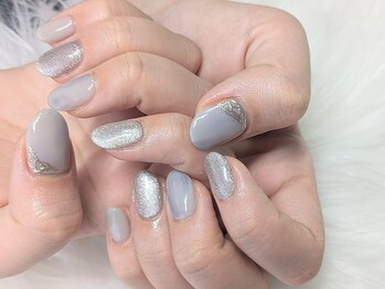 ベリッシマ 北仙台(Bellissima)/グレーニュアンスネイル♪