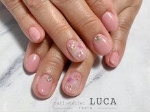 ネイルアトリエルカ(nail atelier LUCA)/M-841 大人可愛いフラワーネイル