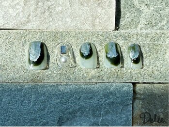 デリエ(Delie)/HAND BASIC