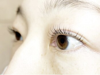 リヒト(licht.)の写真/【凄腕オーナーがワンランク上の仕上がりに♪】1人1人のお悩みと理想に合わせた施術でリピーター続出◎