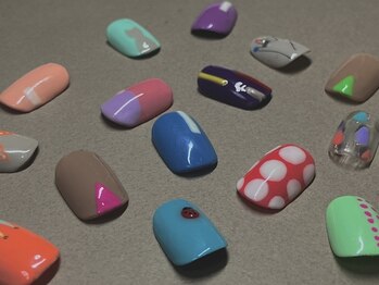コチネイル(cocci nail)の写真/【手書きアートもお任せください◎】指先にお気に入りを♪丁寧な施術×人と被らないデザイン☆