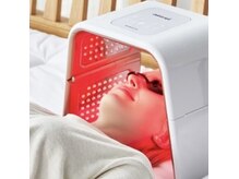 日本初上陸★4種LED＆IR同時照射♪肌深部からふっくらハリツヤ肌