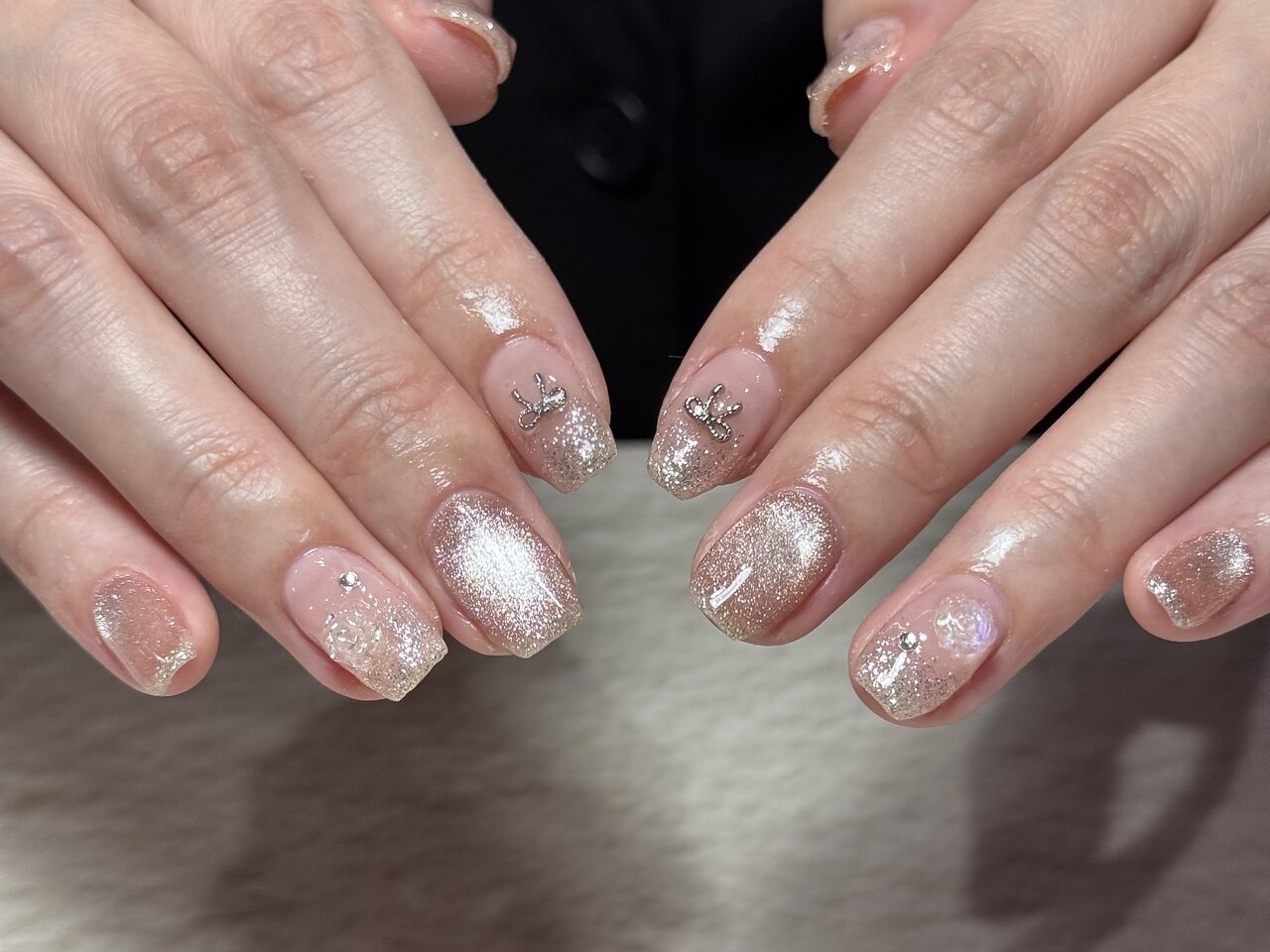 2026年冬トレンド】ラメグラデーションのネイルデザイン集｜人気順｜43