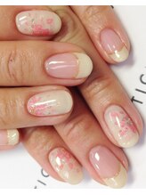 ハプティック/会社もOKな水彩画風ネイル