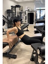ジムニキサロン(GYM Niki Salon)/肩甲骨をはがします！