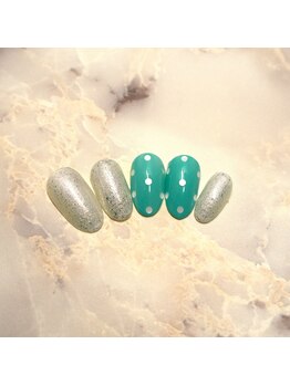 アダジオ(Adagio)/ドットネイル