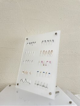 Ever View Nail Salon 日暮里【エバービューネイルサロン】の写真/シンプルデザインが【¥7960~】シンプルで大人可愛いデザイン多数♪ ワンカラー/マグネット/ミラーあり◎