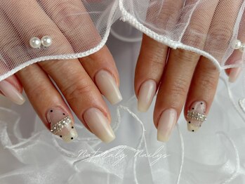 ナチュラリー ネイリーズ(Naturaly Nailys)/シンプルネイル