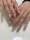 夏に人気のお花ネイル