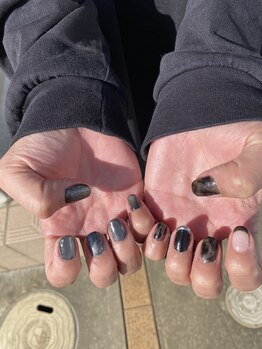 アールドットジーネイル(R.G NAIL)/