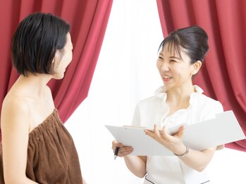 リルチェ 自由が丘(RILUCE)/カウンセリング風景