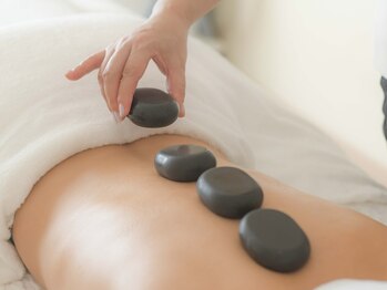 サロン ハナ(SALON HANA)/ホットストーン【背中】