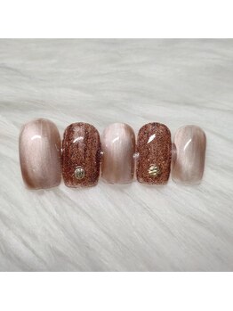 ビー ピボット店(Bee)/定額デザイン