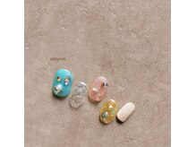 シルニー リム(Silny rim)/アシンメトリーニュアンスネイル