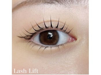 セレブヒルズ 丸の内/高濃度アミノ酸まつげパーマ