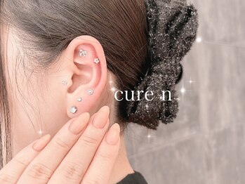 キュアエヌ(cure.n)の写真/【SNSで話題★耳つぼジュエリー】ピアスの様に見える専用テープタイプのカワイイジュエリーで耳を彩ります!