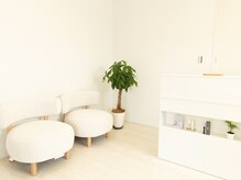 Beauty Salon FORESTの雰囲気（白を基調としたリラックス空間♪）