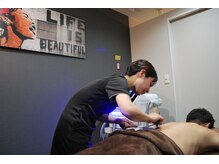 モア ビューティー トウキョウ(MORE BEAUTY TOKYO)/意外に背中の毛生えてます！！